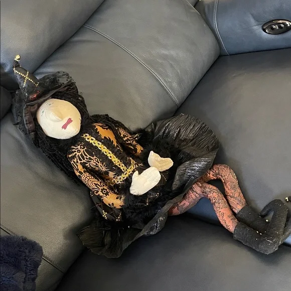 Black and Gold Witch Doll approximately 25” long - Picture 11 of 11